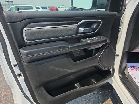 Used 2022 RAM 1500 Big Horn AWD/4WD image 9