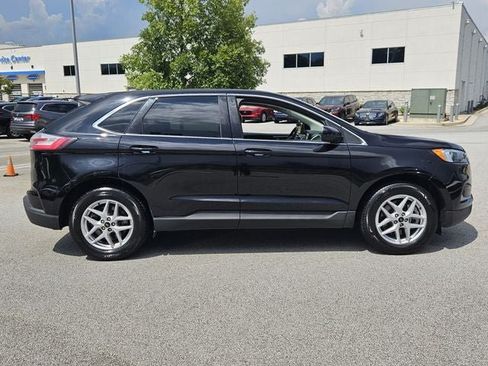 Used 2024 Ford Edge SEL AWD/4WD image 9