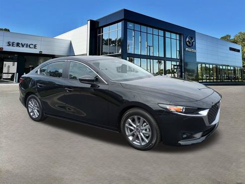 Used 2025 MAZDA MAZDA3 s FWD image 2