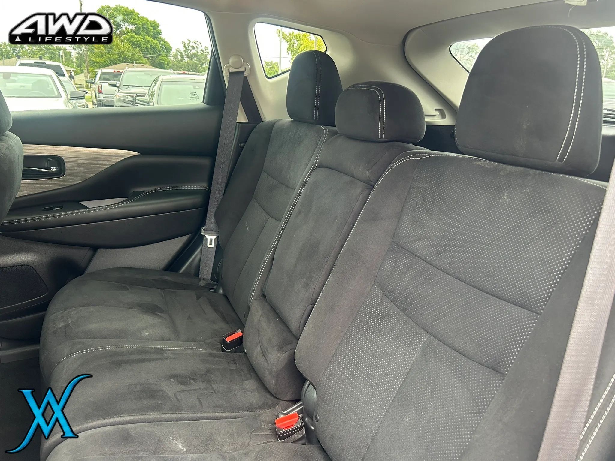 Used 2018 Nissan Murano S AWD/4WD image 17
