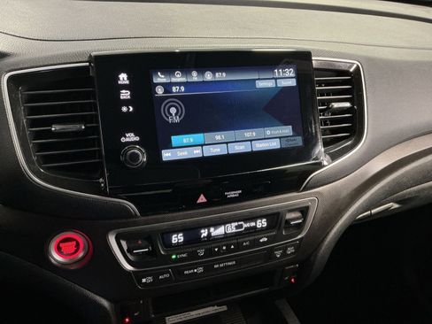 Used 2023 Honda Passport TrailSport image 19