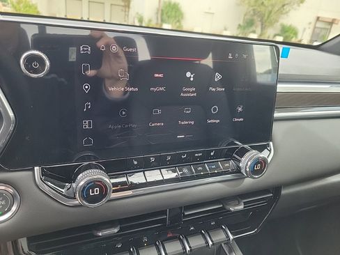 New 2026 GMC Canyon Elevation w/ Convenience Package image 15