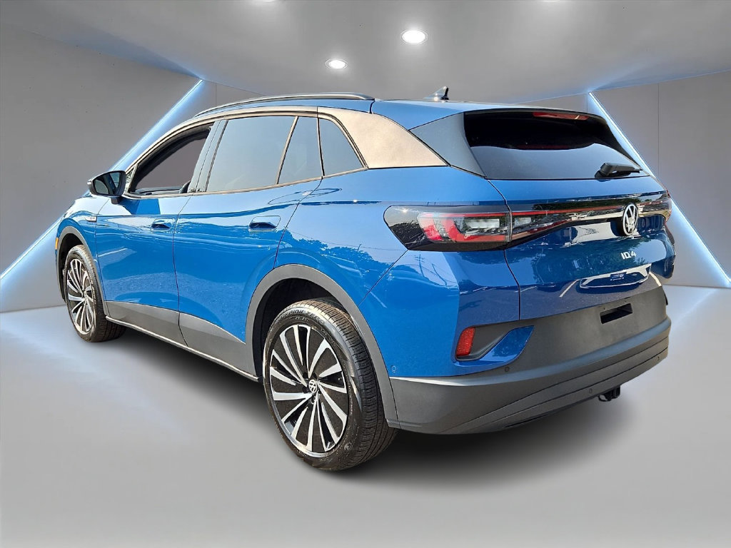 Certified 2025 Volkswagen ID.4 Pro AWD/4WD image 6