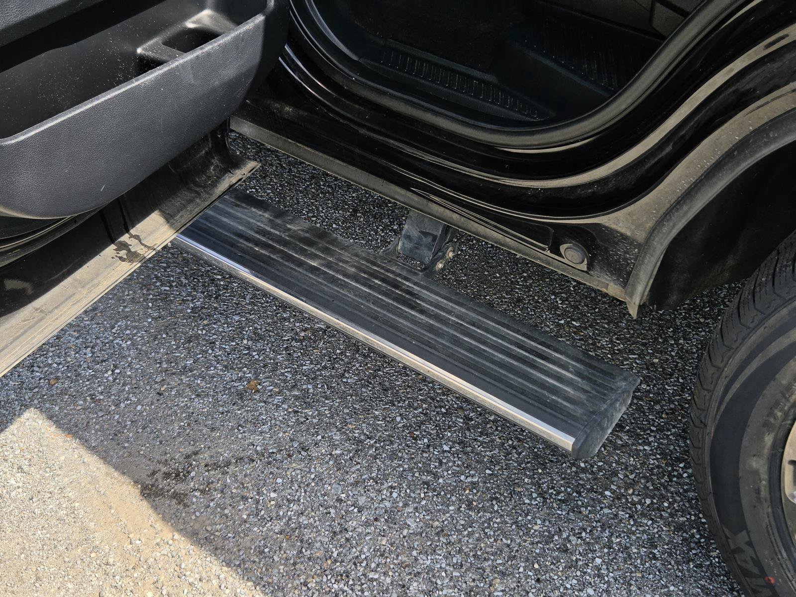 Used 2020 Ford Expedition Limited RWD image 8