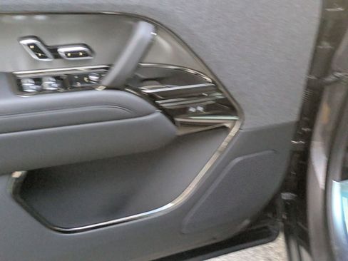 New 2026 Land Rover Range Rover Sport Dynamic SE image 13