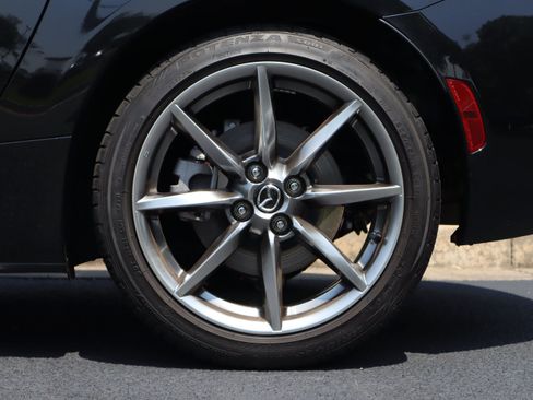 Certified 2023 MAZDA MX-5 Miata Grand Touring w/ Weather Package RWD image 6