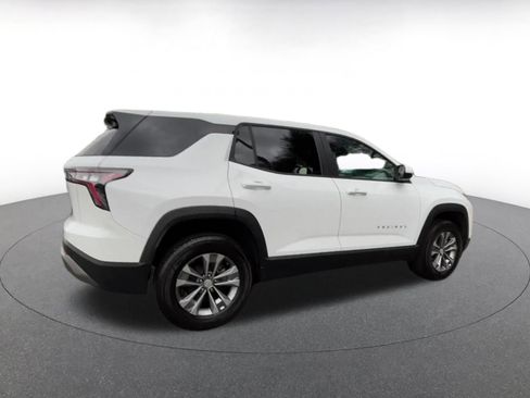 Used 2025 Chevrolet Equinox LT image 15