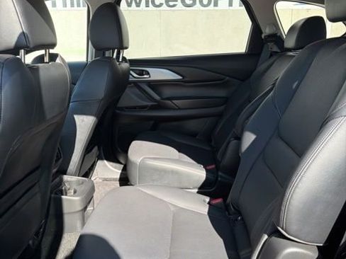 Used 2023 MAZDA CX-9 Touring AWD/4WD image 12