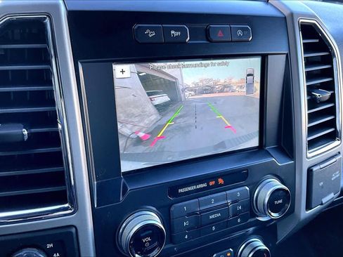 Used 2017 Ford F150 Lariat image 29