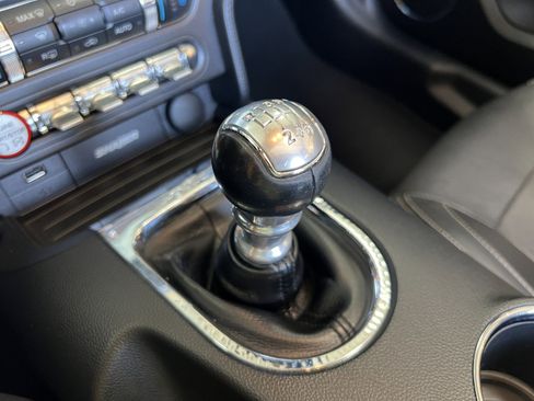 Used 2017 Ford Mustang GT Premium w/ GT Performance Package image 19