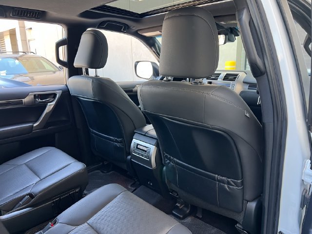 Used 2021 Lexus GX 460 Premium AWD/4WD image 41