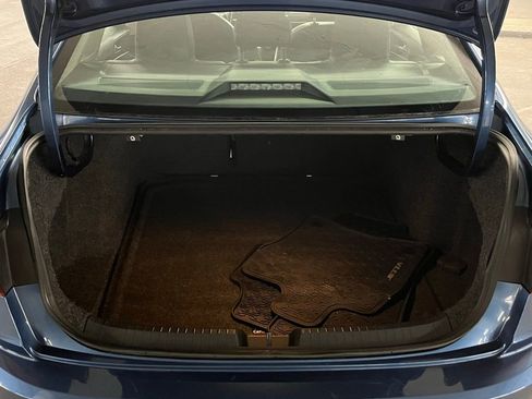 Used 2019 Volkswagen Jetta SEL Premium image 35