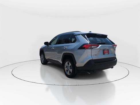 Used 2025 Toyota RAV4 XLE FWD image 6
