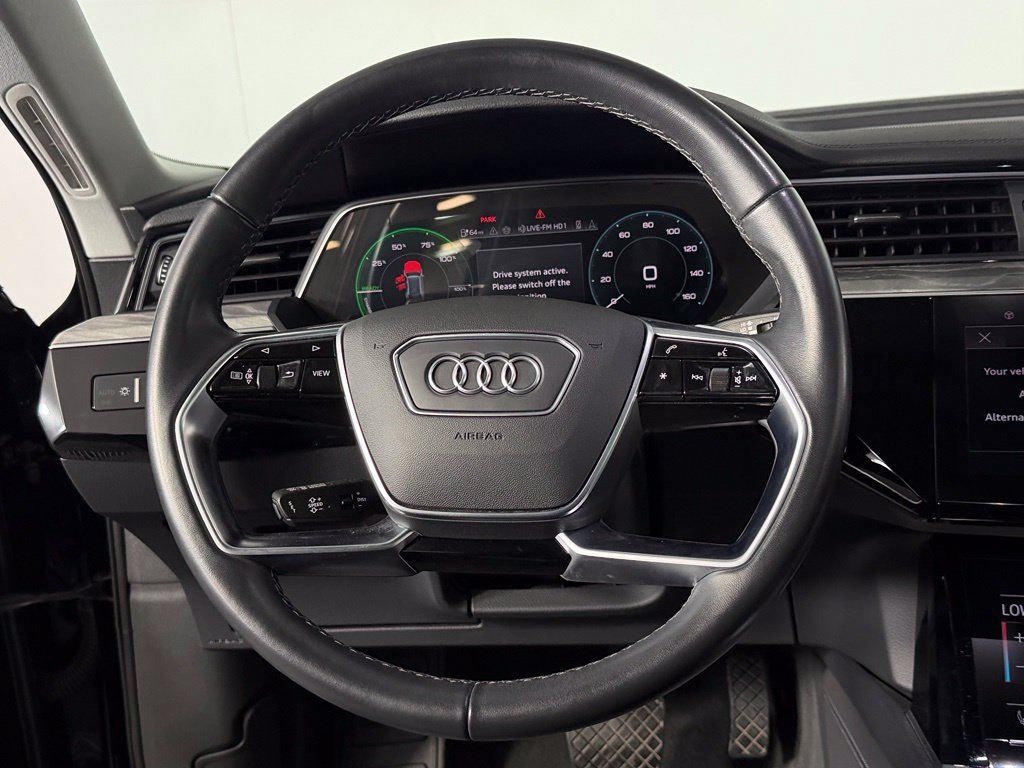 Used 2024 Audi Q8 e-tron Premium Plus w/ Premium Plus Package AWD/4WD image 14