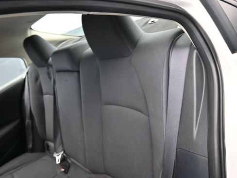 Used 2021 Toyota Corolla LE FWD image 26