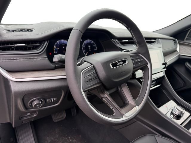 New 2026 Jeep Grand Cherokee Limited AWD/4WD image 12