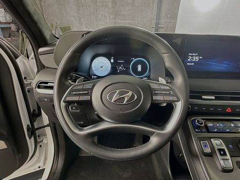 Used 2025 Hyundai Palisade Calligraphy AWD/4WD image 11