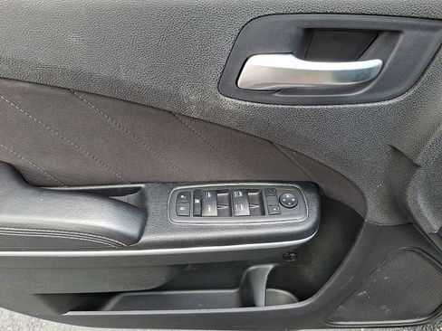 Used 2023 Dodge Charger SXT RWD image 13