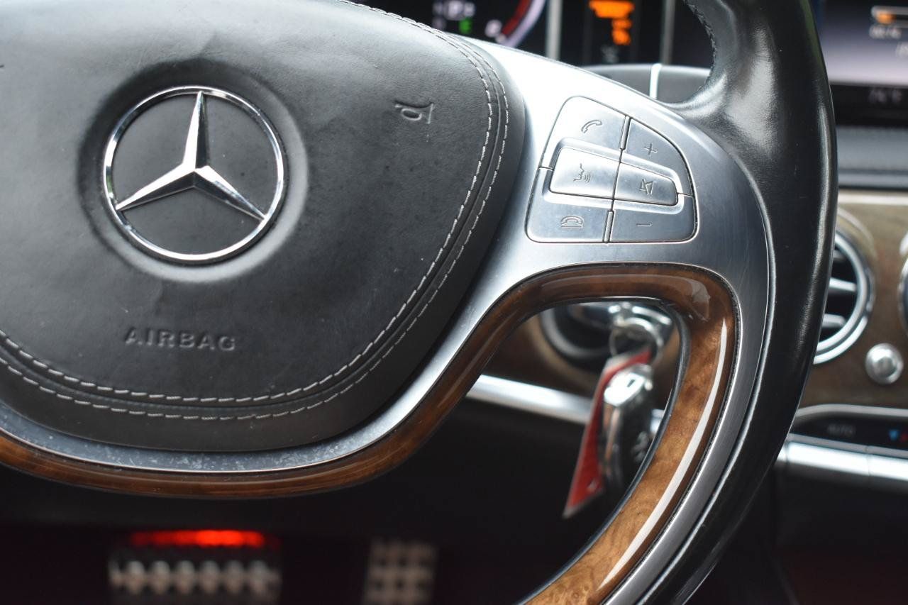 Used 2015 Mercedes-Benz S 550 Sedan image 32