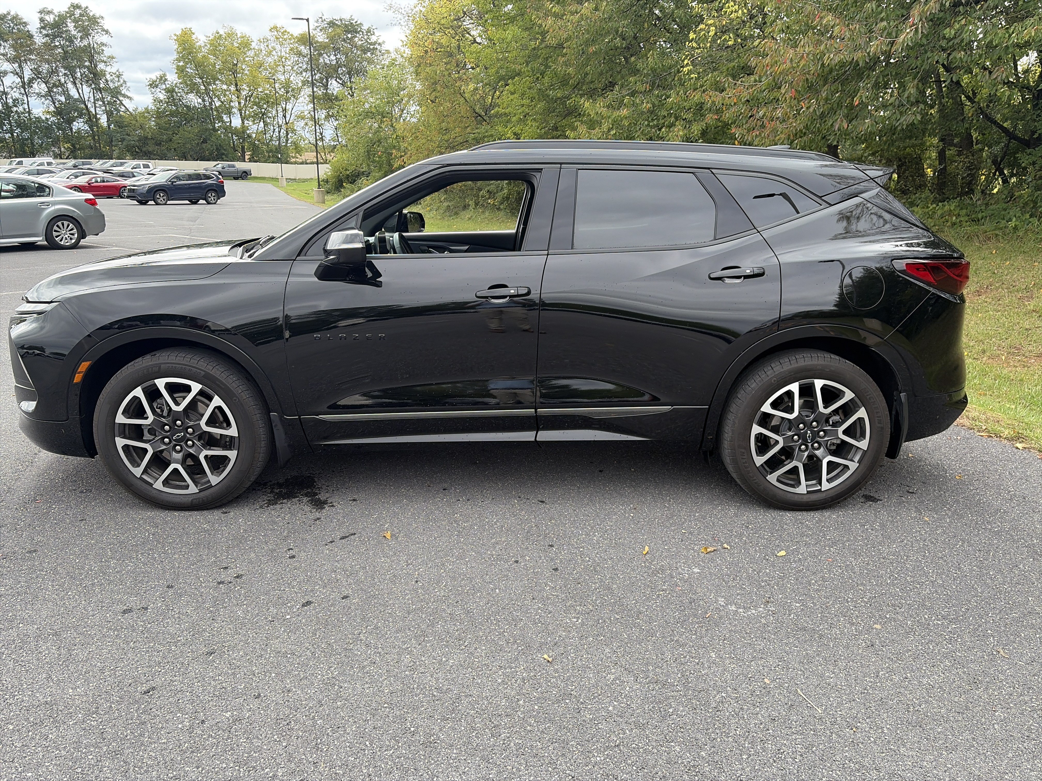 Used 2023 Chevrolet Blazer RS w/ Enhanced Convenience Package AWD/4WD image 8