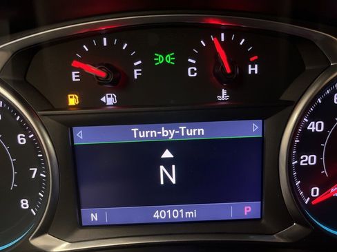 Used 2021 Chevrolet Equinox Premier w/ LPO, Floor Liner Package image 18