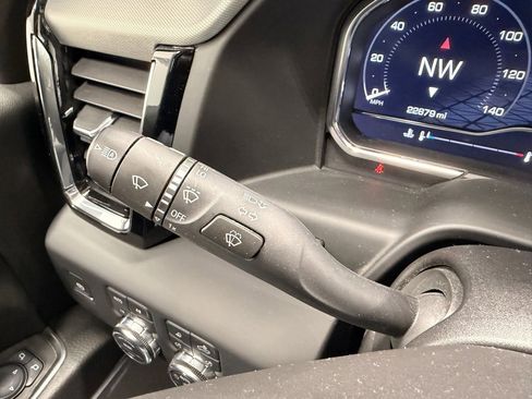 Used 2024 GMC Sierra 2500 Denali w/ Denali Reserve Package image 39