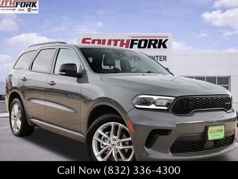 Used 2024 Dodge Durango GT image 1