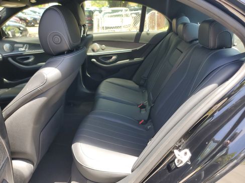 Used 2021 Mercedes-Benz E 350 4MATIC Sedan w/ Premium Package image 10