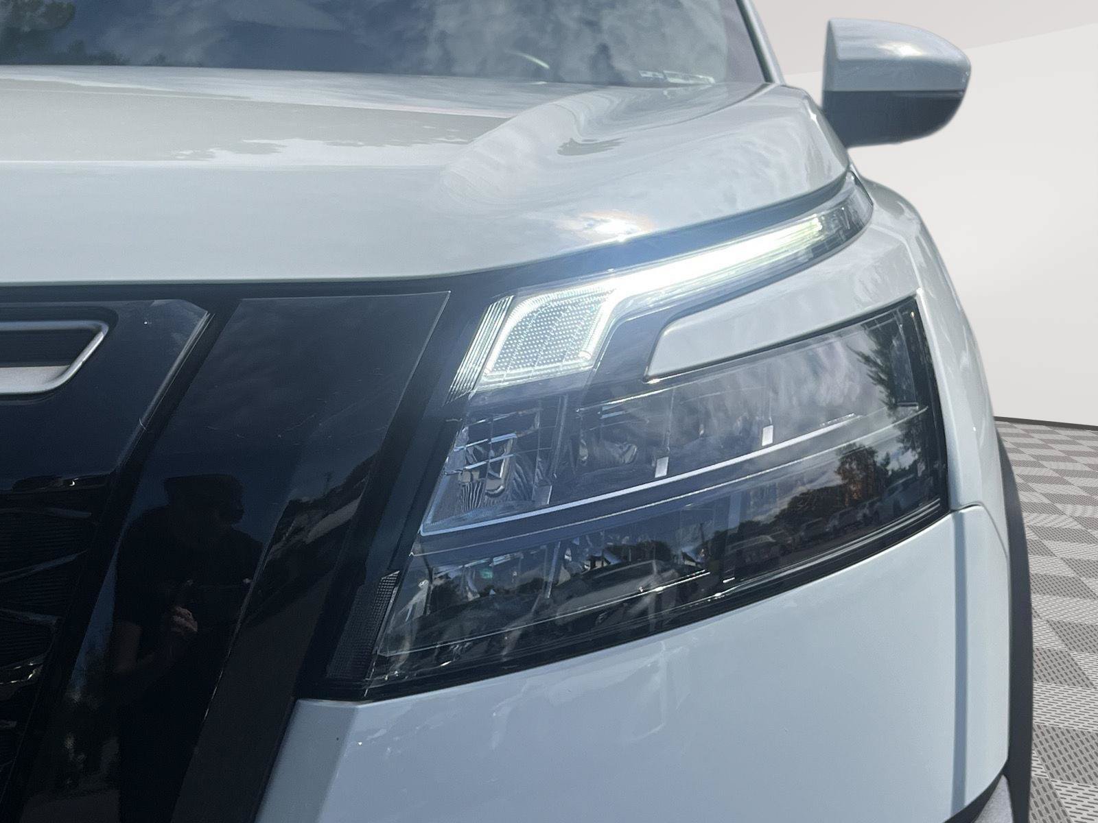 Certified 2025 Nissan Pathfinder Rock Creek AWD/4WD image 12