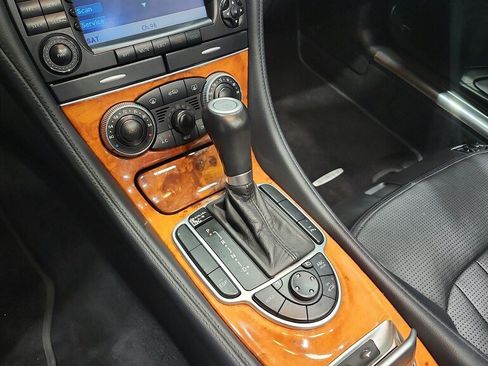Used 2007 Mercedes-Benz SL 55 AMG image 31