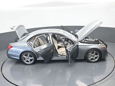 Used 2019 Mercedes-Benz E 300 image 72