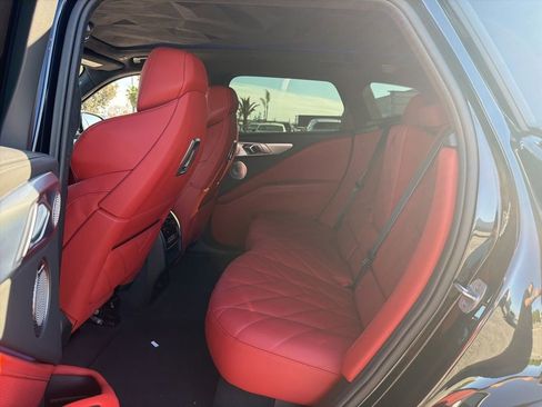 Used 2023 BMW XM image 15