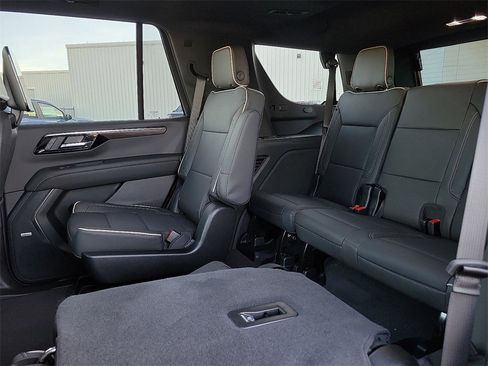 New 2026 Chevrolet Tahoe Premier image 16