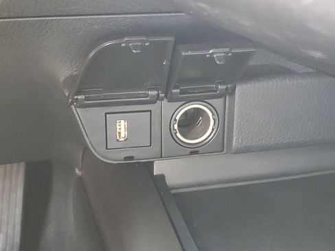 Used 2023 Toyota Camry SE FWD image 28
