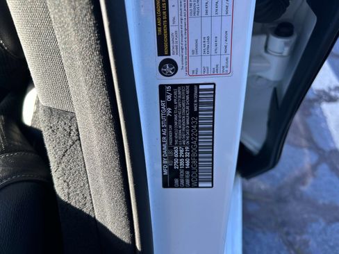 Used 2016 Mercedes-Benz S 550 4MATIC Sedan image 33