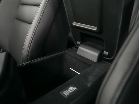 New 2026 Porsche Taycan image 35