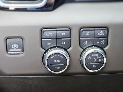 Used 2025 GMC Sierra 1500 Denali AWD/4WD image 20