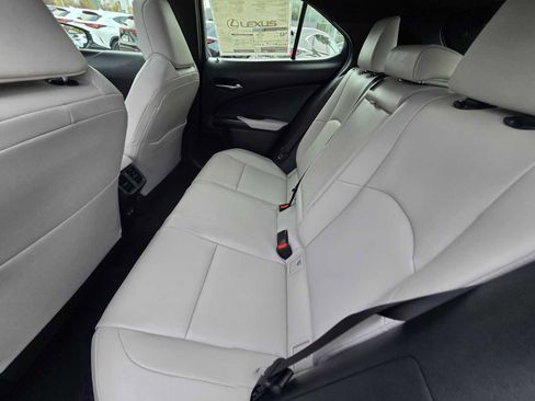 New 2025 Lexus UX 300h FWD image 21
