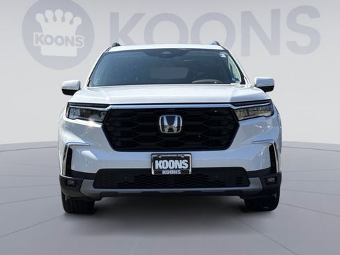 Used 2023 Honda Pilot Elite image 11