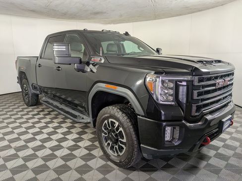 Used 2020 GMC Sierra 2500 AT4 w/ Technology Package image 5