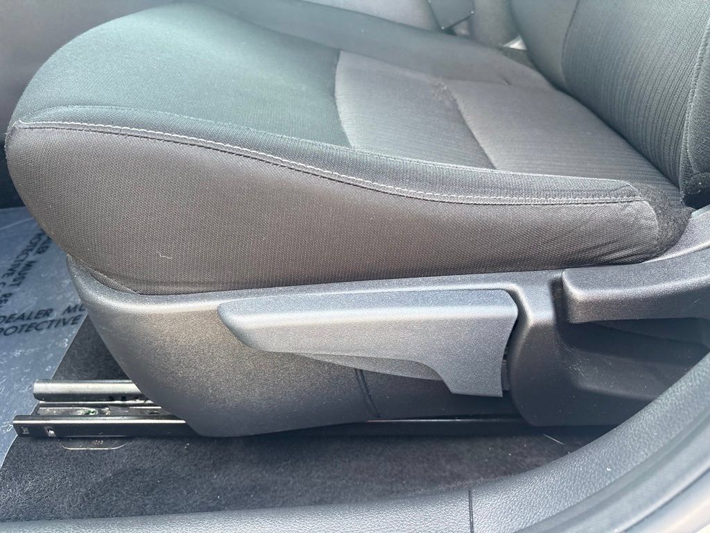 Used 2024 Nissan Sentra SV FWD image 23