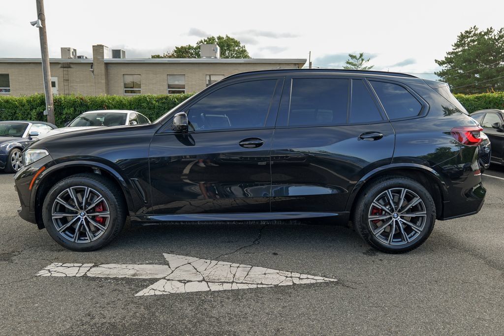 Used 2023 BMW X5 M50i w/ Executive Package AWD/4WD image 4