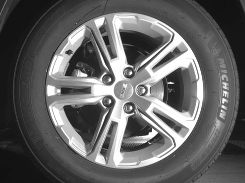 Used 2024 GMC Terrain SLE FWD image 14
