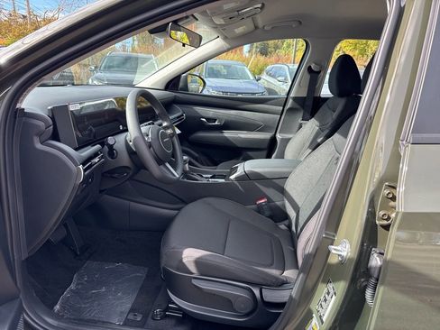 New 2026 Hyundai Tucson SE image 12