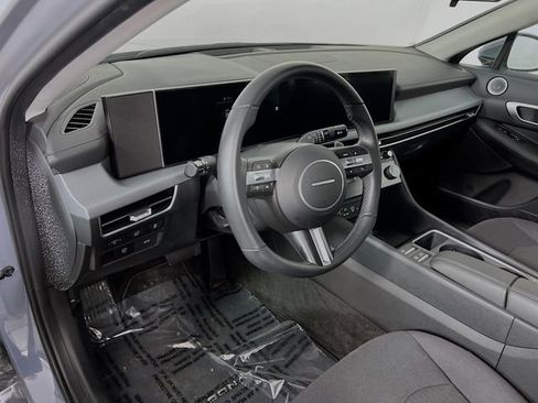 Certified 2025 Hyundai Sonata SEL image 9