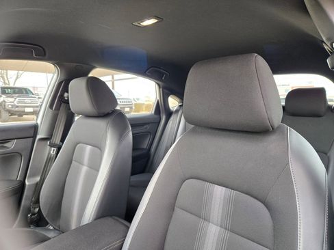 Used 2023 Honda Civic Sport image 13