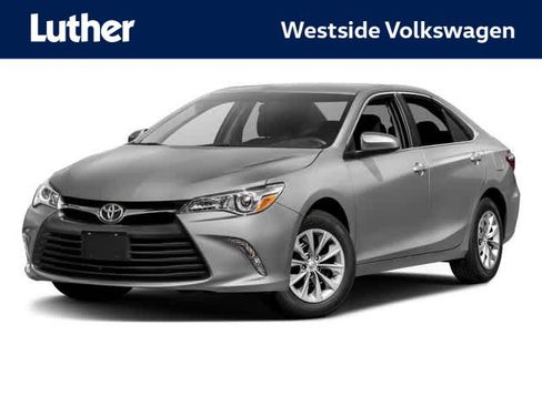 Used 2016 Toyota Camry LE FWD image 1
