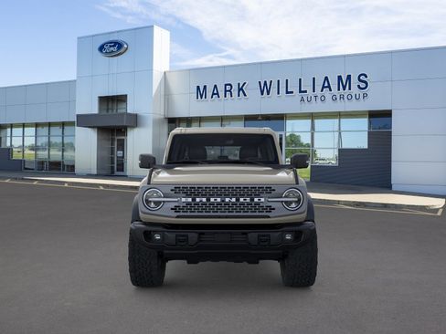 New 2025 Ford Bronco Badlands AWD/4WD image 7