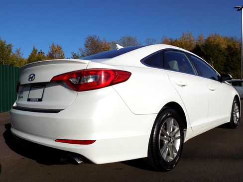 Used 2016 Hyundai Sonata SE image 6