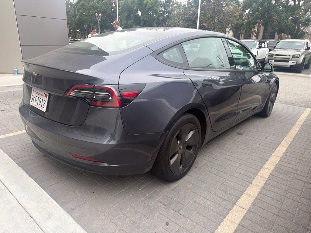 Used 2023 Tesla Model 3 Standard Range RWD image 3
